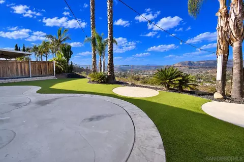 Exterior - 13150 Currant Ct, Lakeside, CA 92040 photo 5 of 8