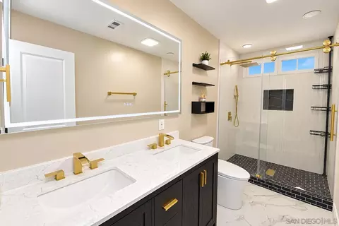 Bath - 13150 Currant Ct, Lakeside, CA 92040 photo 1 of 3
