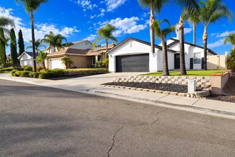 13150 Currant Ct, Lakeside, CA 92040