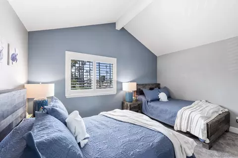 Bedroom - 6 E Kingston Ct, Coronado, CA 92118 photo 7 of 8