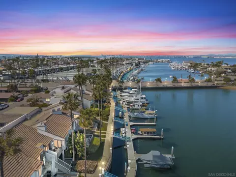 View/Area - 6 E Kingston Ct, Coronado, CA 92118 photo 8 of 13