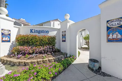 Exterior - 6 E Kingston Ct, Coronado, CA 92118 photo 2 of 7