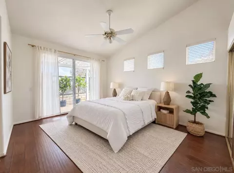 Bedroom - 1992 Ridge Way Gln, Escondido, CA 92029 photo 2 of 4