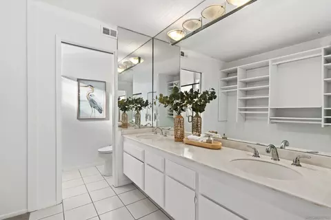 Bath - 470 Jolina, Encinitas, CA 92024 photo 1 of 2