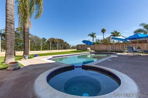 12621 Ragweed St, San Diego, CA 92129