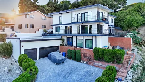 4515 Valley Rdg, View Park, CA 90008