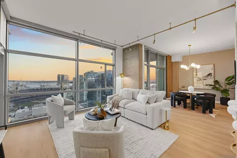 800 The Mark Ln #2206, San Diego, CA 92101