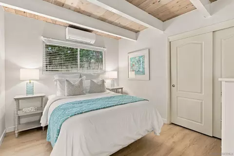 Bedroom - 1817-19 Coast Blvd, Del Mar, CA 92014 photo 2 of 6