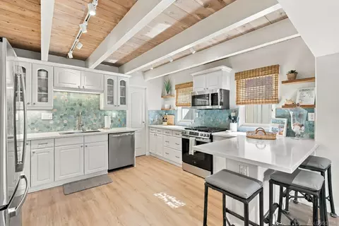 Kitchen - 1817-19 Coast Blvd, Del Mar, CA 92014 photo 1 of 5
