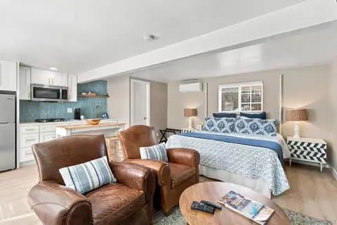 Bedroom - 1817-19 Coast Blvd, Del Mar, CA 92014 photo 3 of 6