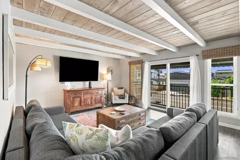 Living - 1817-19 Coast Blvd, Del Mar, CA 92014 photo 3 of 3
