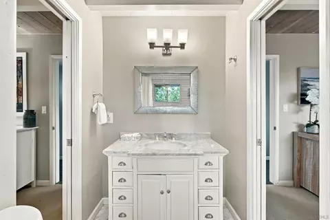 Bath - 1817-19 Coast Blvd, Del Mar, CA 92014 photo 5 of 5