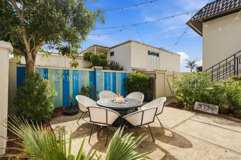 Exterior - 1817-19 Coast Blvd, Del Mar, CA 92014 photo 2 of 8