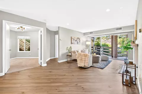 7227 Camino Degrazia #61, San Diego, CA 92111