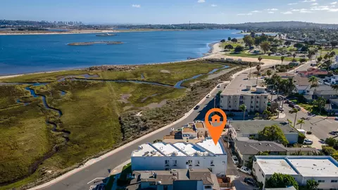 3920 Crown Point Dr, San Diego, CA 92109