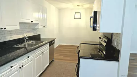 2940 Alta View Dr #F203, San Diego, CA 92139