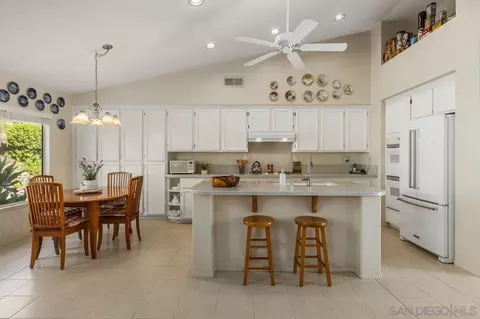 Kitchen - 4887 Glenhollow, Oceanside, CA 92057 photo 1 of 6