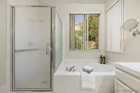 Bath - 4887 Glenhollow, Oceanside, CA 92057 photo 3 of 5