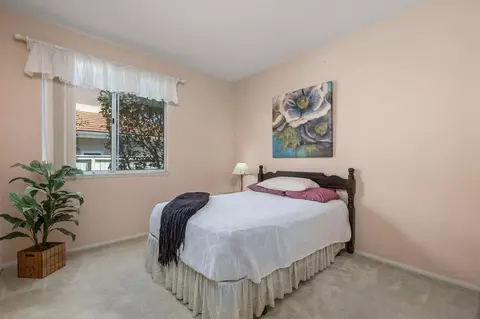 Bedroom - 4887 Glenhollow, Oceanside, CA 92057 photo 4 of 4
