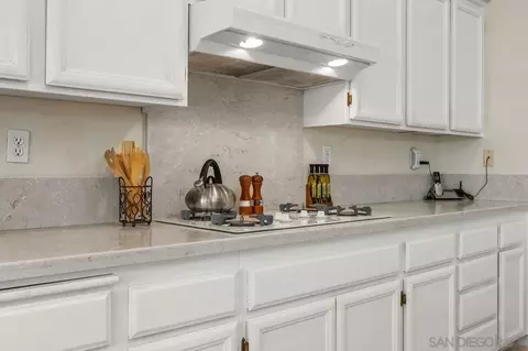 Kitchen - 4887 Glenhollow, Oceanside, CA 92057 photo 4 of 6