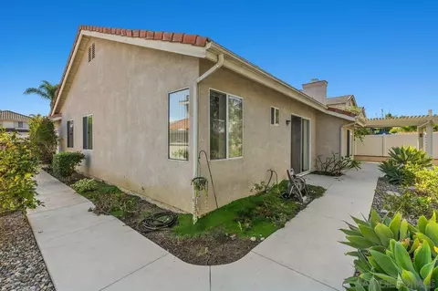 Exterior - 4887 Glenhollow, Oceanside, CA 92057 photo 8 of 9