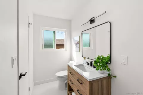Bath - 7640 Torrem St, La Mesa, CA 91942 photo 4 of 5