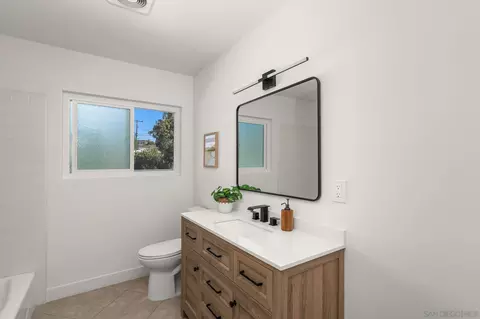 Bath - 7640 Torrem St, La Mesa, CA 91942 photo 5 of 5