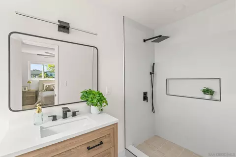 Bath - 7640 Torrem St, La Mesa, CA 91942 photo 3 of 5