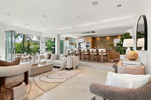 2582 Meadow Lark Dr, San Diego, CA 92123