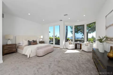 Bedroom - 1115 La Jolla Rancho Rd, La Jolla, CA 92037 photo 3 of 3