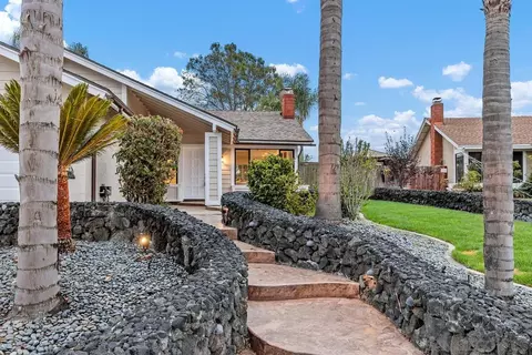 Exterior - 1059 Nightingale Pl, Escondido, CA 92027 photo 3 of 13