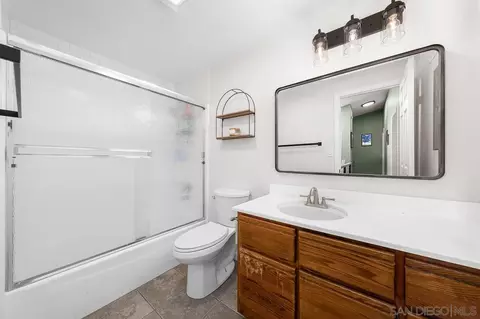 Bath - 9070 Calle Lucia, Lakeside, CA 92040 photo 2 of 2