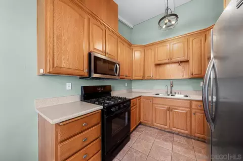 Kitchen - 9070 Calle Lucia, Lakeside, CA 92040 photo 2 of 4
