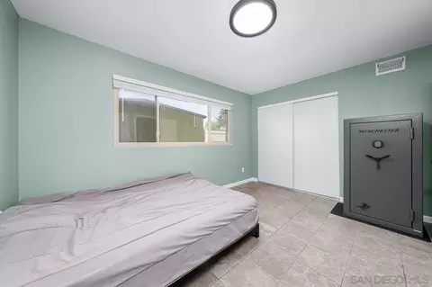 Bedroom - 9070 Calle Lucia, Lakeside, CA 92040 photo 1 of 4