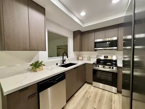 Kitchen - 3401 Del Este Way, Oceanside, CA 92056 photo 4 of 5