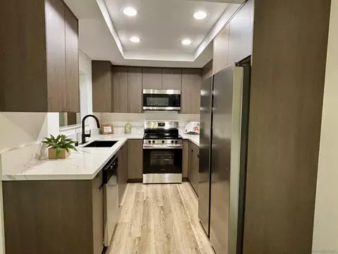 Kitchen - 3401 Del Este Way, Oceanside, CA 92056 photo 1 of 5