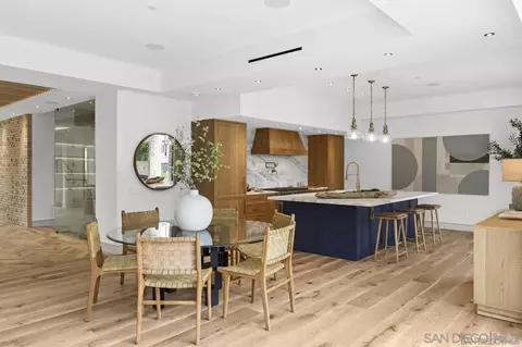 Dining - 442 Westbourne St #2, La Jolla, CA 92037 photo 1 of 2