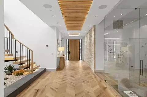 Entry Way - 442 Westbourne St #2, La Jolla, CA 92037 photo 1 of 1
