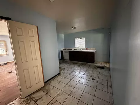 Other - 282 N 6th Ave, Upland, CA 91786 photo 3 of 8