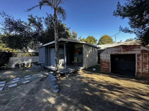 Exterior - 282 N 6th Ave, Upland, CA 91786 photo 5 of 5