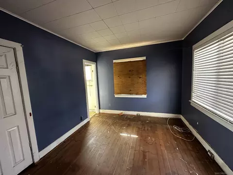 Bedroom - 282 N 6th Ave, Upland, CA 91786 photo 1 of 5