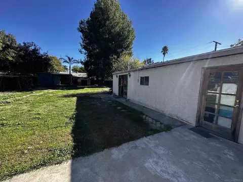 Exterior - 282 N 6th Ave, Upland, CA 91786 photo 3 of 5