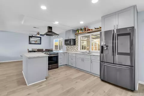 Kitchen - 341 Paraiso Ave, Spring Valley, CA 91977 photo 3 of 4