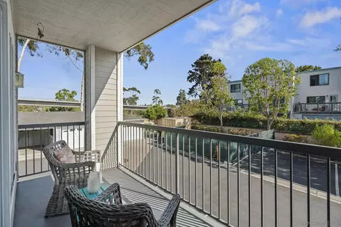 Exterior - 8635 Via Mallorca #D, La Jolla, CA 92037 photo 2 of 8