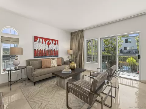Living - 8635 Via Mallorca #D, La Jolla, CA 92037 photo 4 of 5