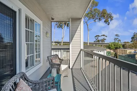 Exterior - 8635 Via Mallorca #D, La Jolla, CA 92037 photo 1 of 8
