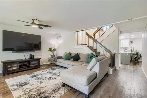 5364 Caminito Velasquez, San Diego, CA 92124