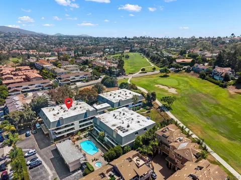 2533 Navarra Dr #2A, Carlsbad, CA 92009