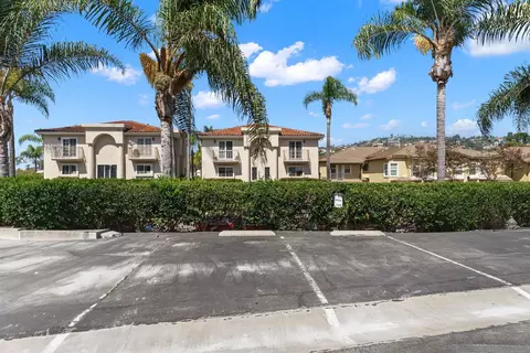 Exterior - 2533 Navarra Dr #2A, Carlsbad, CA 92009 photo 5 of 7