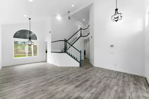 Living - 13625 Darryl Ct, El Cajon, CA 92021 photo 1 of 10